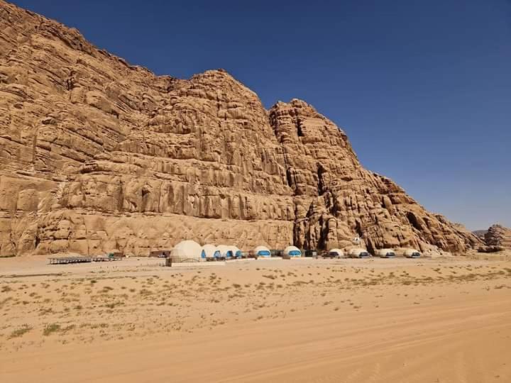 Sami Al Muzna Rum Camp Wadi Rum Luaran gambar