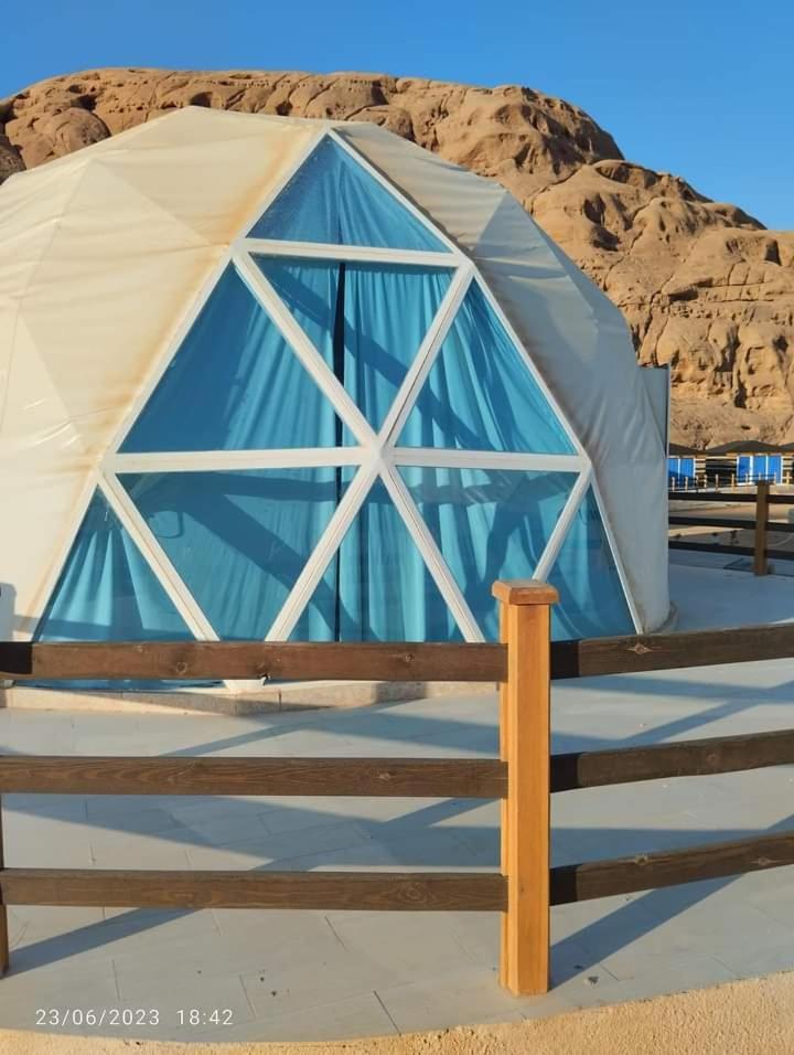Sami Al Muzna Rum Camp Wadi Rum Luaran gambar